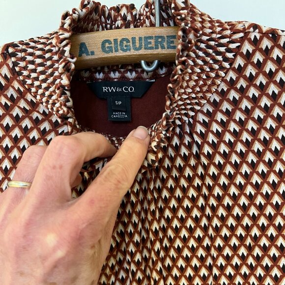 RW & Co Mockneck Top - Picture 2 of 4